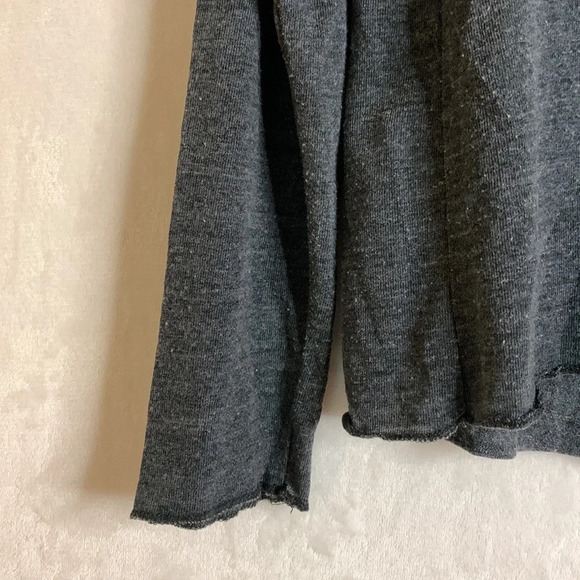 Chaser scoop neck twist tie front long sleeve raw hem Gray T-shirt Size Medium - Picture 4 of 8